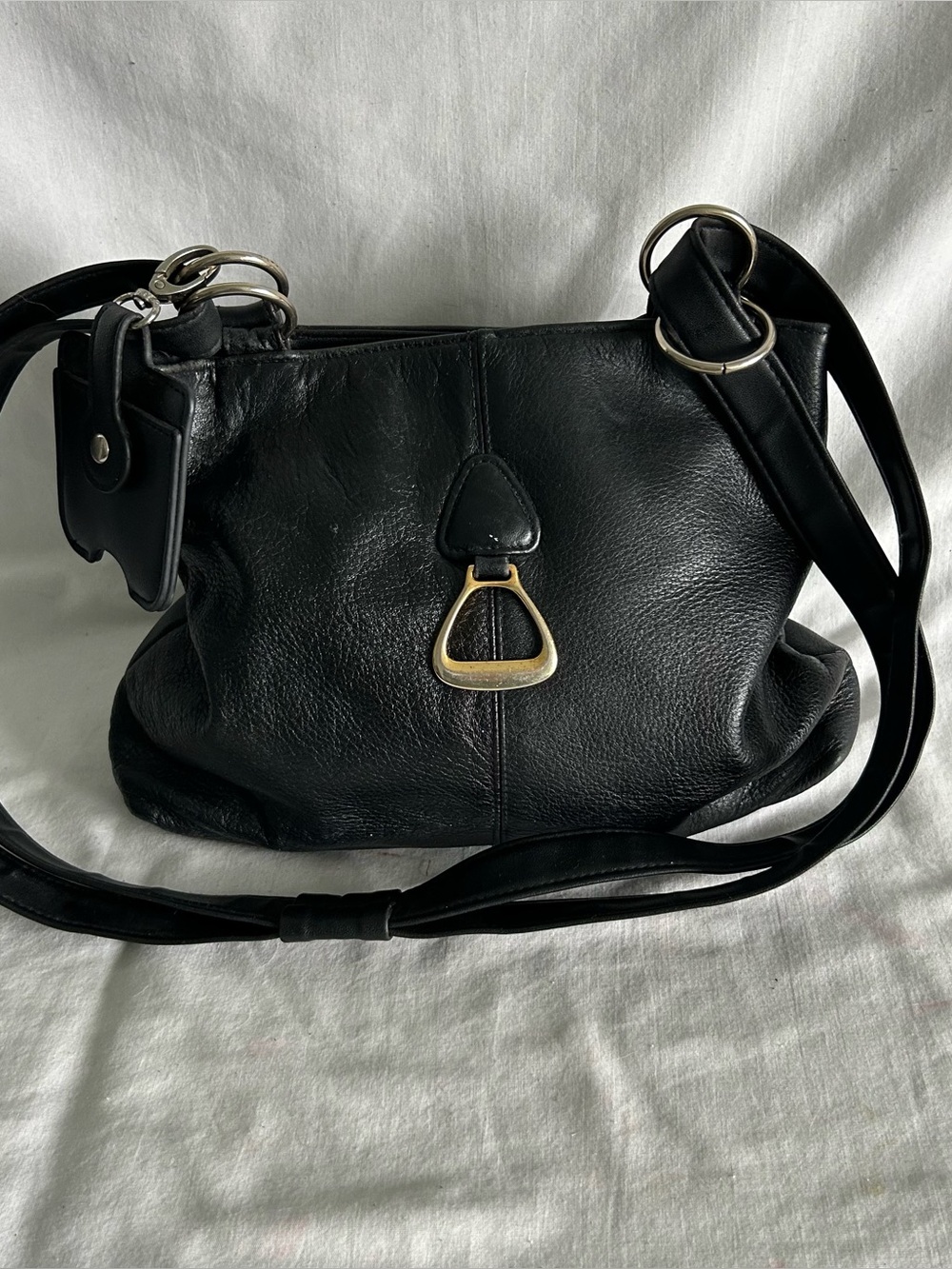 Worthington Black Pebbled Leather Equestrian Hobo Purse Bag Gold Accent